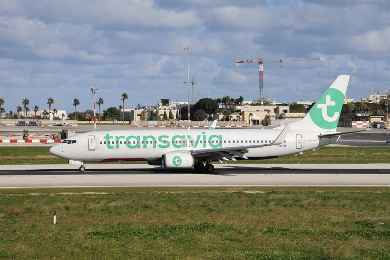 Transavia vliegtuig voor de route van Schiphol naar Murcia